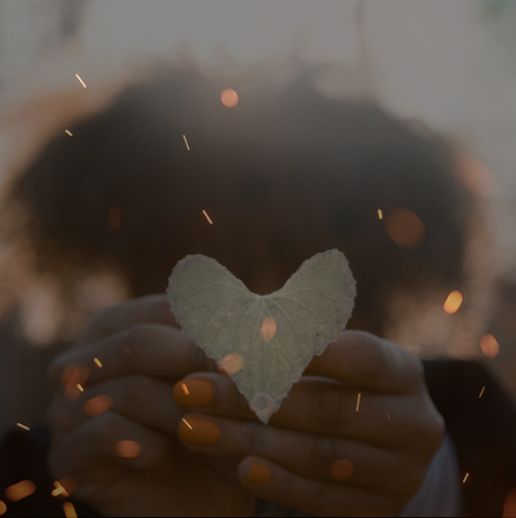 12 Simple Ways to Share God’s Love in Your Everyday Life 